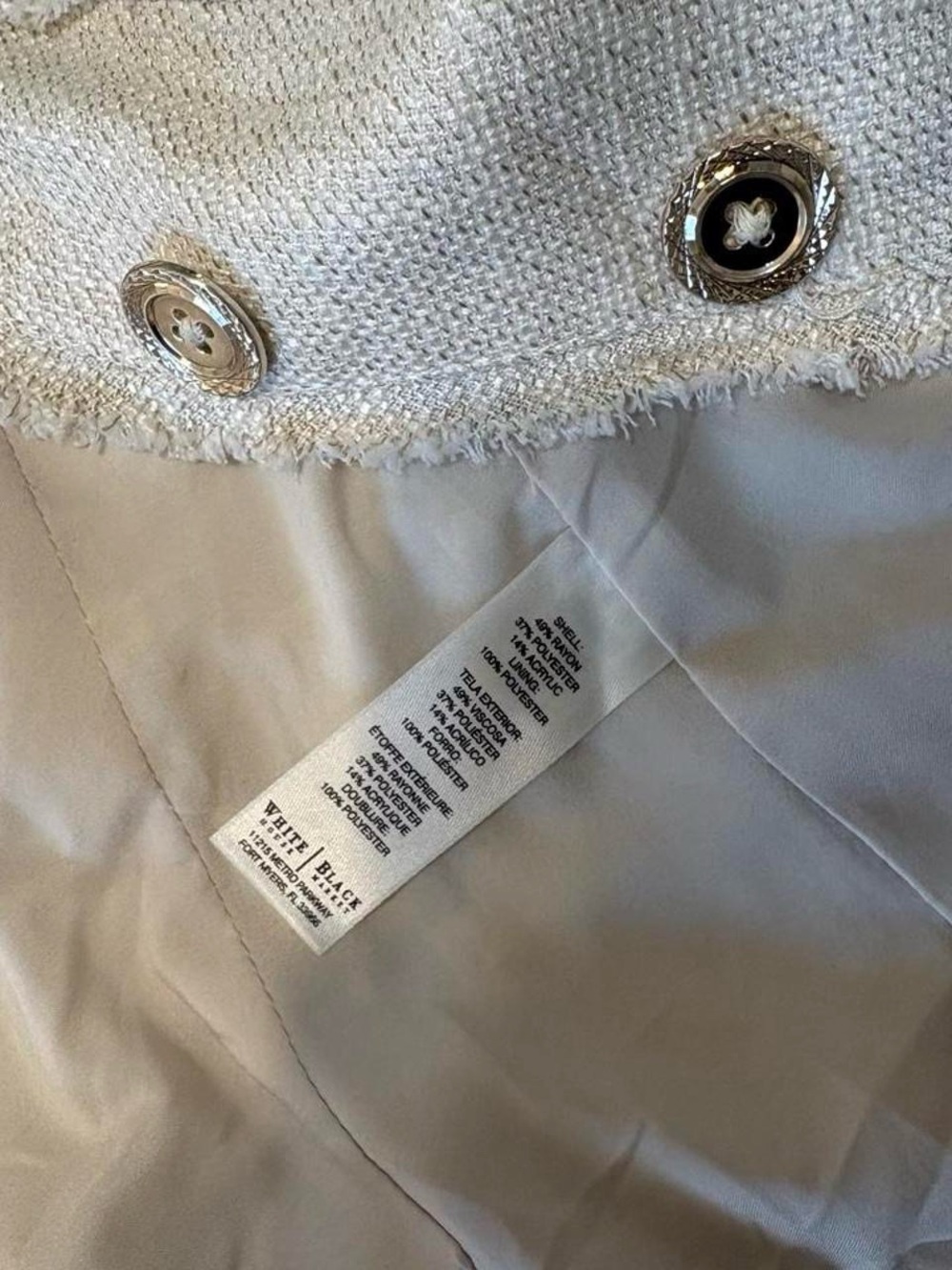 Off-Shoulder Cream Button-Front Textured Top - Picture 3 of 6